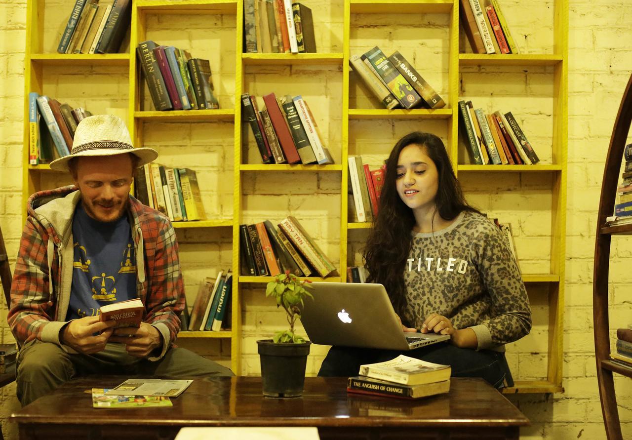 Backpackers Park Hostel New Delhi Buitenkant foto
