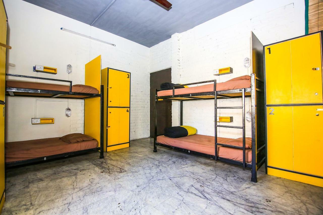 Backpackers Park Hostel New Delhi Buitenkant foto