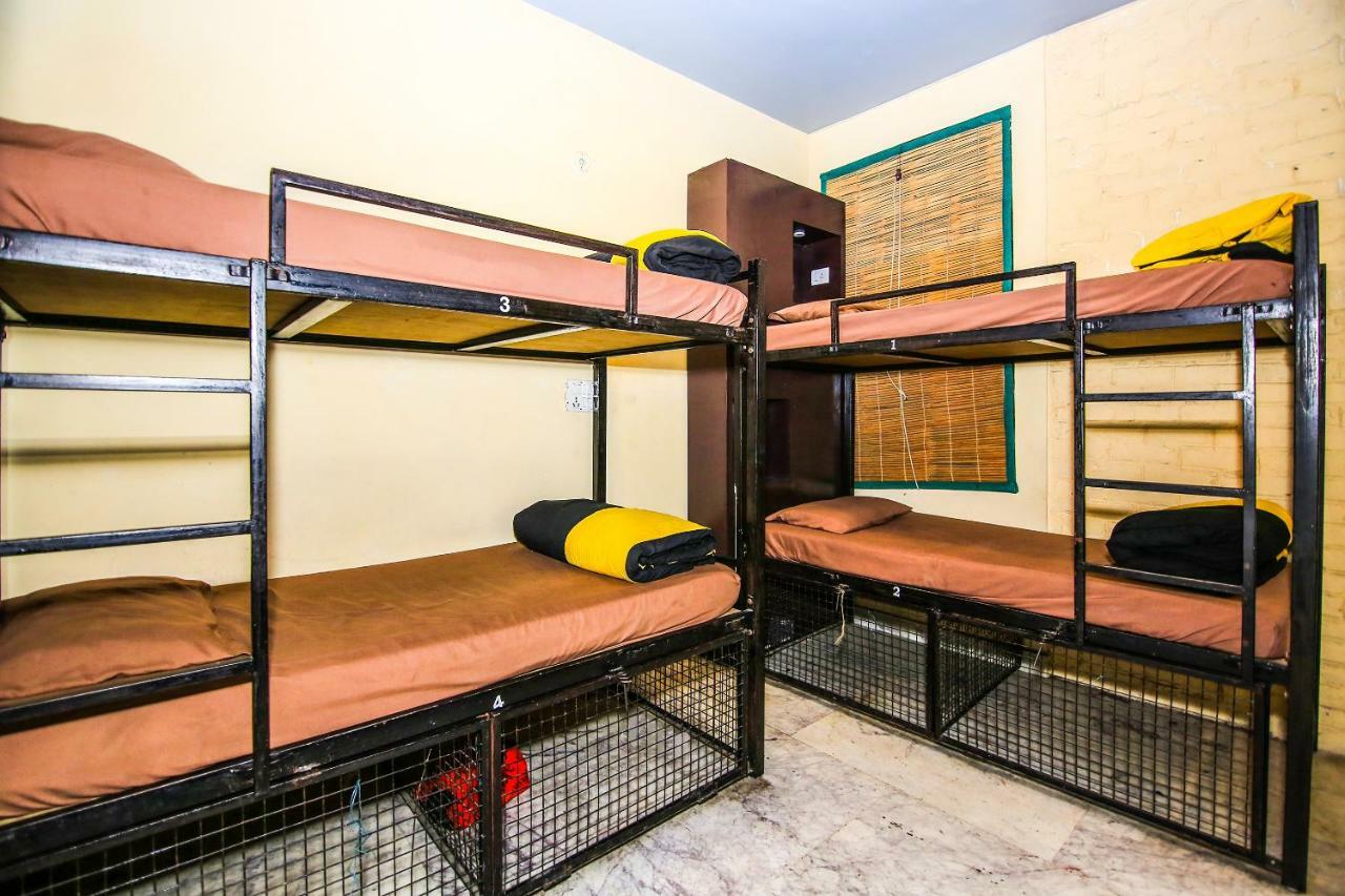 Backpackers Park Hostel New Delhi Buitenkant foto