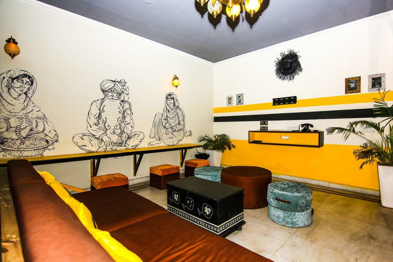 Backpackers Park Hostel New Delhi Buitenkant foto