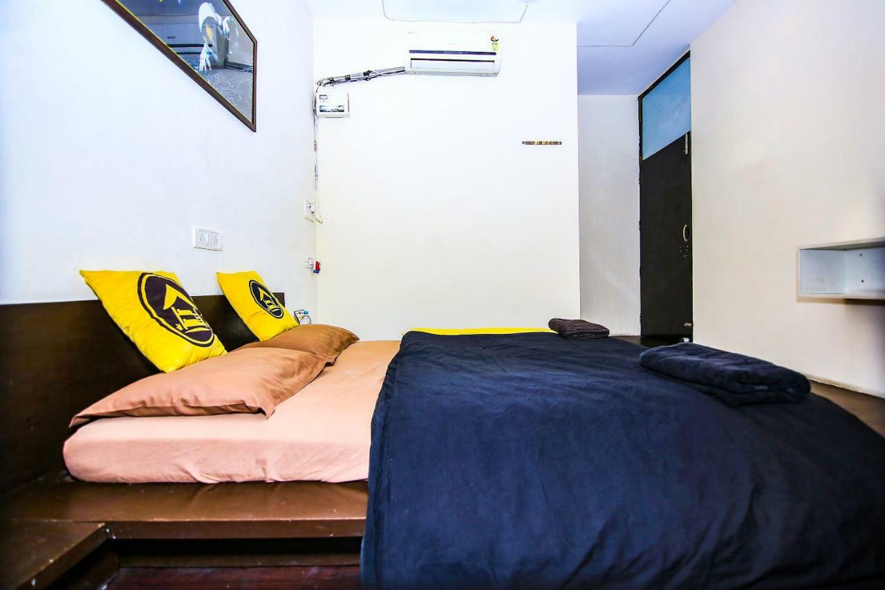Backpackers Park Hostel New Delhi Buitenkant foto