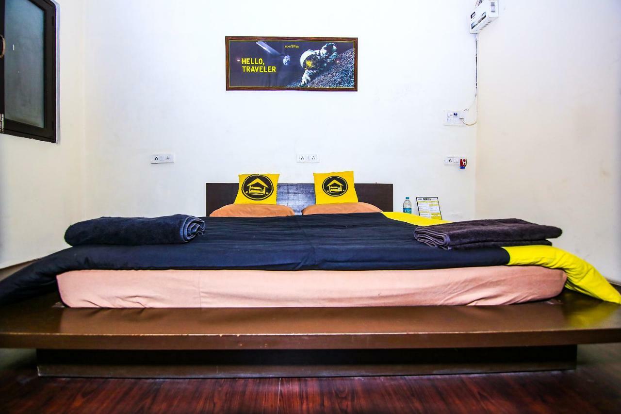 Backpackers Park Hostel New Delhi Buitenkant foto