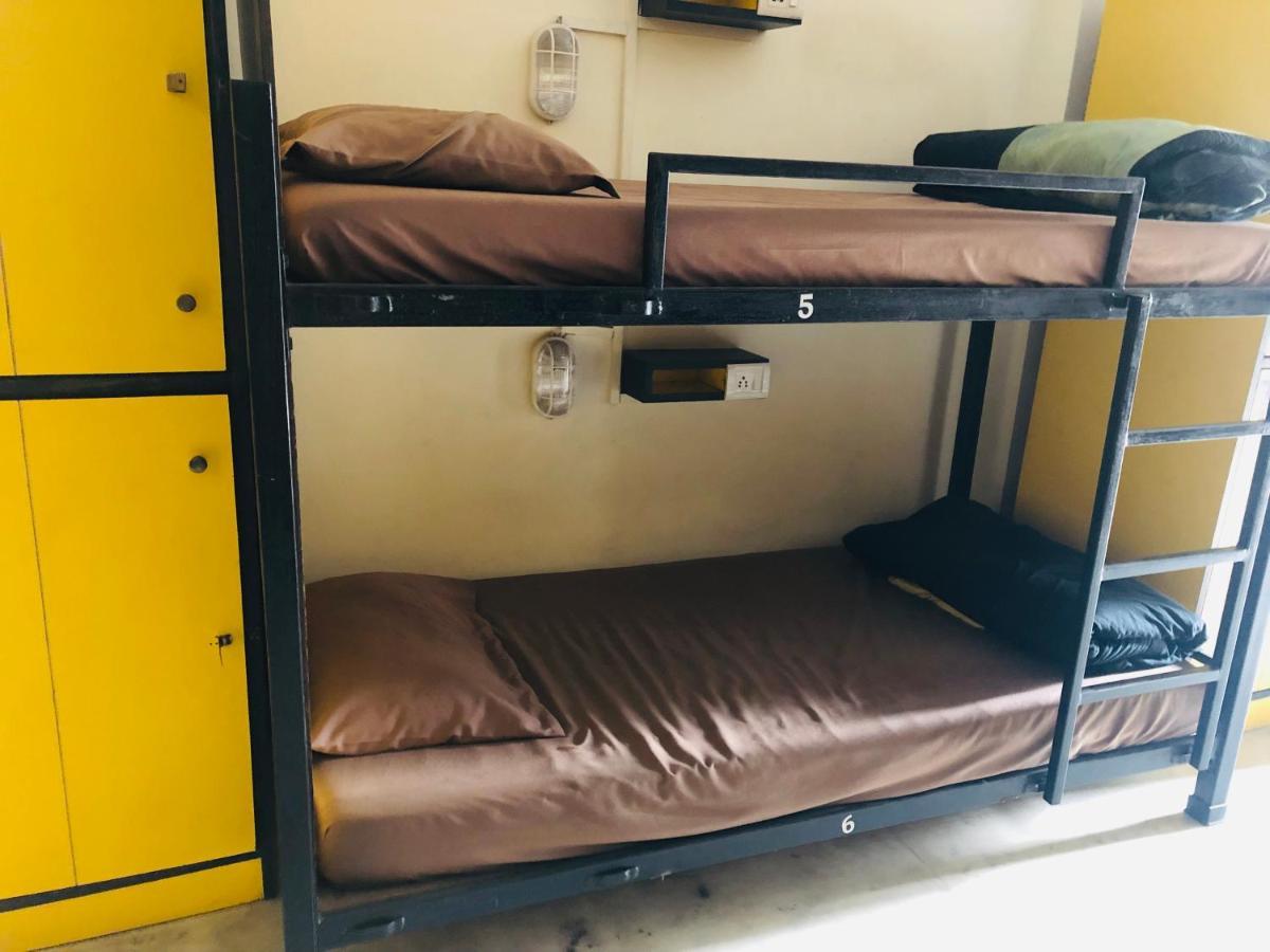 Backpackers Park Hostel New Delhi Buitenkant foto